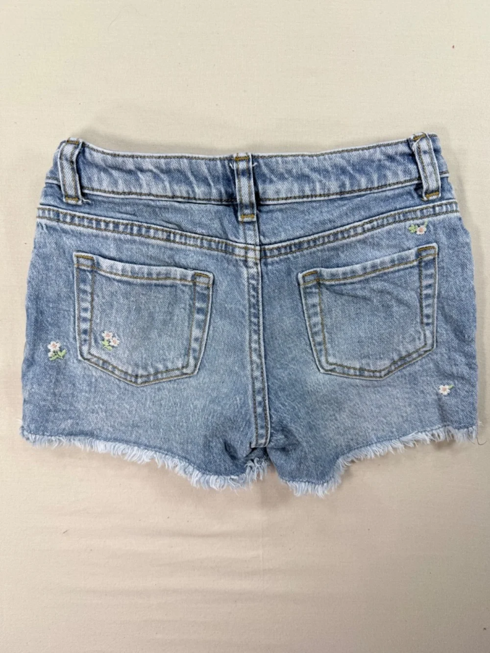 Cat & Jack Girls Floral Embroidered Denim Jean Shorts Stretch Size S (6/7)